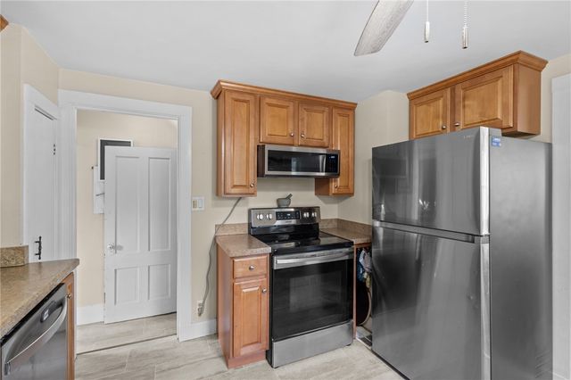 227 Angell Road, Lincoln, RI 02865