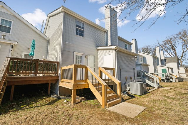 217 Walton Ferry Rd Apt 108, Hendersonville, TN 37075