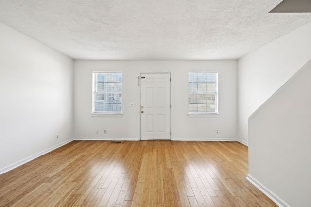 217 Walton Ferry Rd Apt 108, Hendersonville, TN 37075