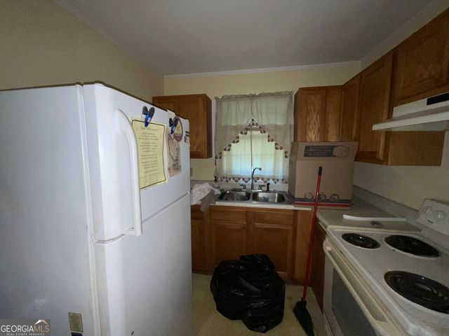 2086 SE Edgemore Drive, Atlanta, GA 30316