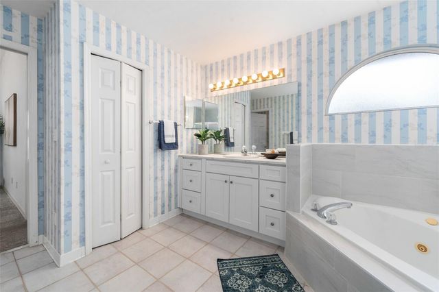 10503 NW 61ST TERRACE, Alachua, FL 32615