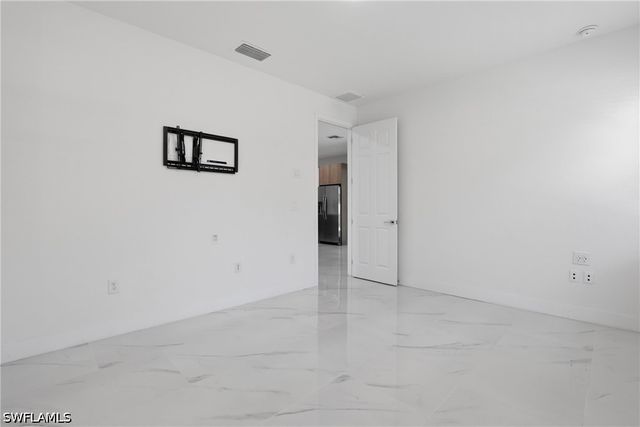 4236 16th AVE SE, Naples, FL 34117