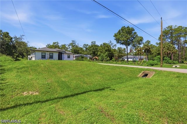 4236 16th AVE SE, Naples, FL 34117