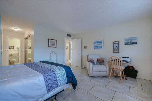 4751 NW 21st St 211, Lauderhill, FL 33313