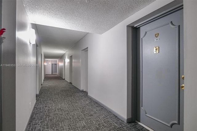 4751 NW 21st St 211, Lauderhill, FL 33313