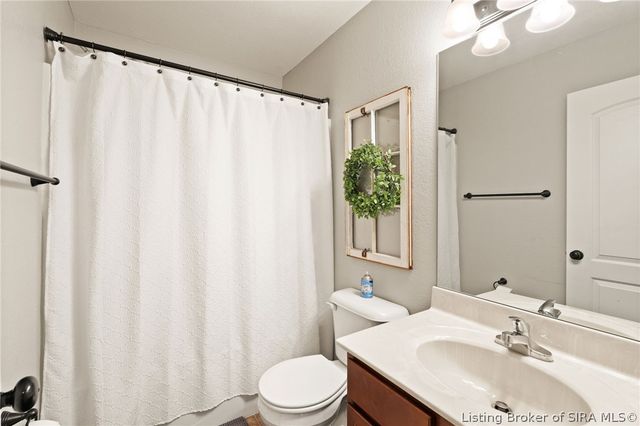 1604 Regans Way, Jeffersonville, IN 47130