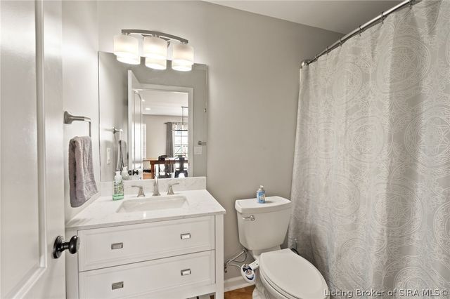 1604 Regans Way, Jeffersonville, IN 47130