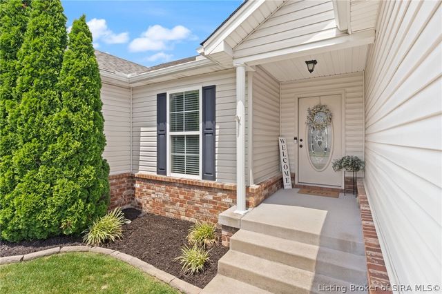 1604 Regans Way, Jeffersonville, IN 47130