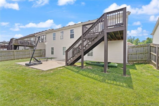1604 Regans Way, Jeffersonville, IN 47130