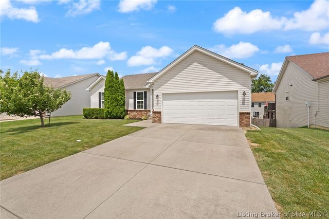 1604 Regans Way, Jeffersonville, IN 47130