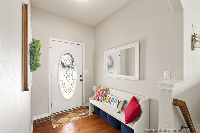 1604 Regans Way, Jeffersonville, IN 47130