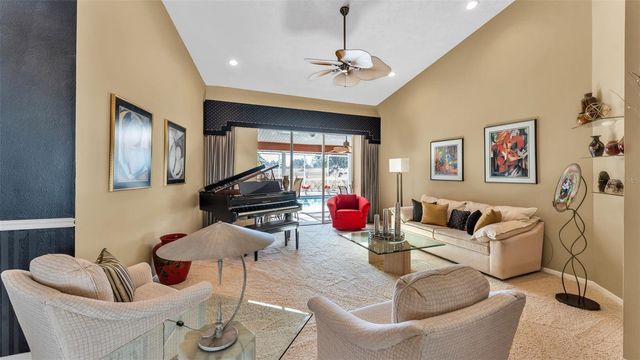 2711 S FAIRWAY DRIVE, Plant City, FL 33566