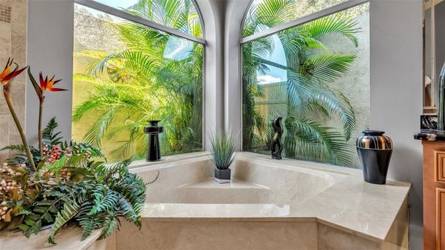 2711 S FAIRWAY DRIVE, Plant City, FL 33566