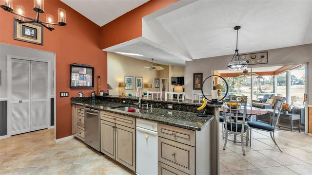 2711 S FAIRWAY DRIVE, Plant City, FL 33566