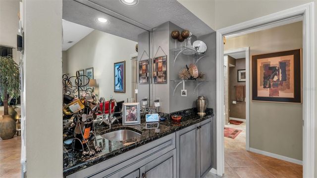 2711 S FAIRWAY DRIVE, Plant City, FL 33566