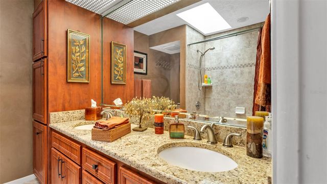 2711 S FAIRWAY DRIVE, Plant City, FL 33566