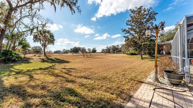 2711 S FAIRWAY DRIVE, Plant City, FL 33566