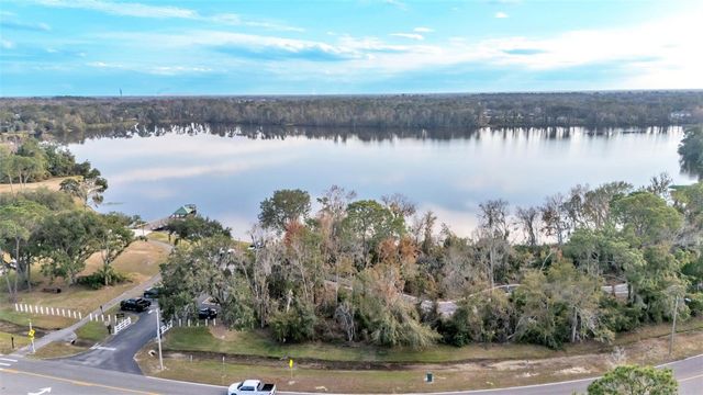 2711 S FAIRWAY DRIVE, Plant City, FL 33566