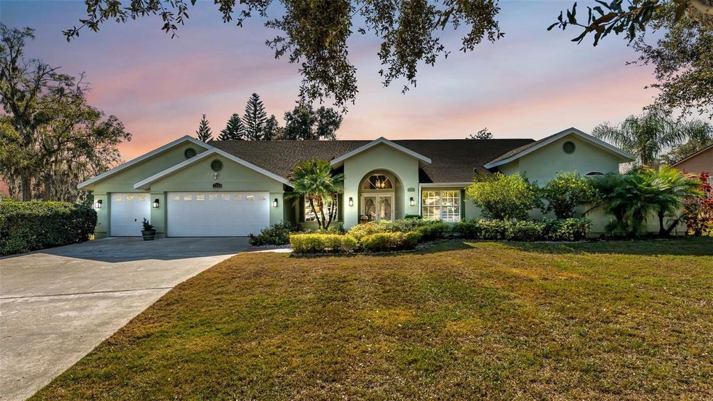 2711 S FAIRWAY DRIVE, Plant City, FL 33566