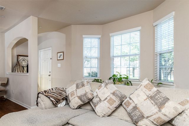 3118 Bedford Road, Bedford, TX 76021