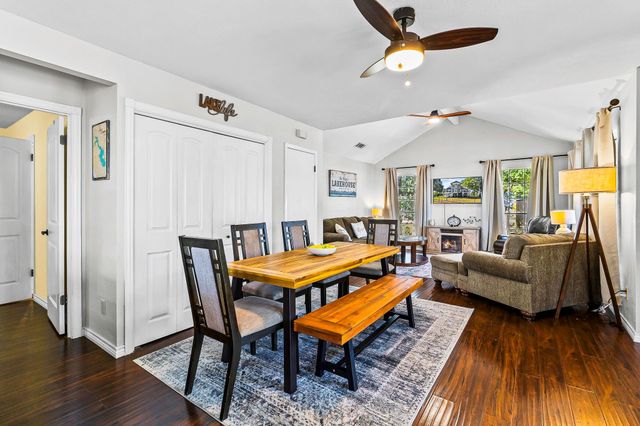 1382 Indian Hill Boulevard, Livingston, TX 77351