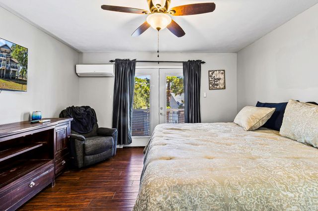 1382 Indian Hill Boulevard, Livingston, TX 77351