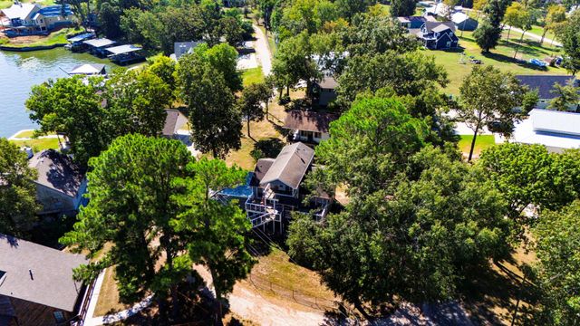 1382 Indian Hill Boulevard, Livingston, TX 77351
