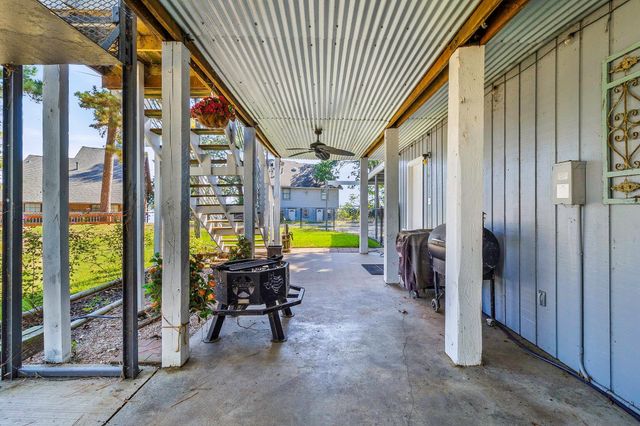 1382 Indian Hill Boulevard, Livingston, TX 77351