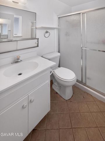 8736 Bay Avenue, California City, CA 93505