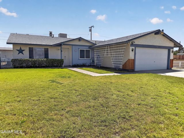 8736 Bay Avenue, California City, CA 93505