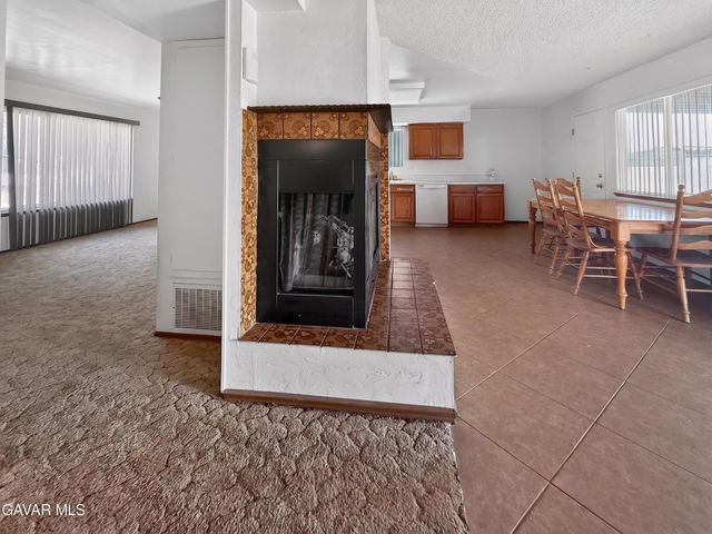 8736 Bay Avenue, California City, CA 93505