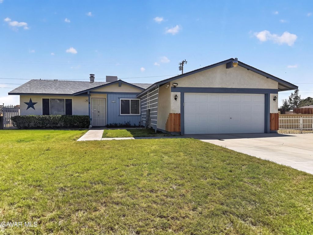 8736 Bay Avenue, California City, CA 93505