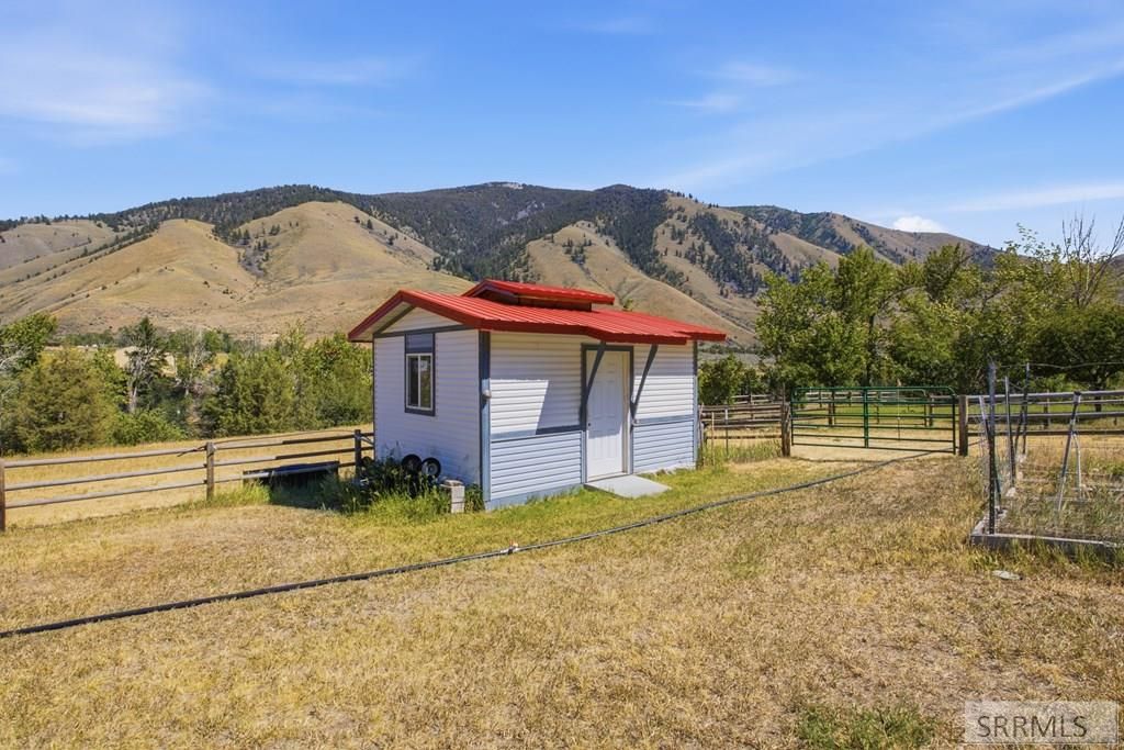 Image 58 of property listing at 101 Lake Creek Road, Salmon, ID 83467