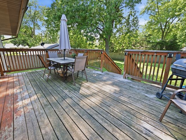 2711 CADDY Lane, Joliet, IL 60435