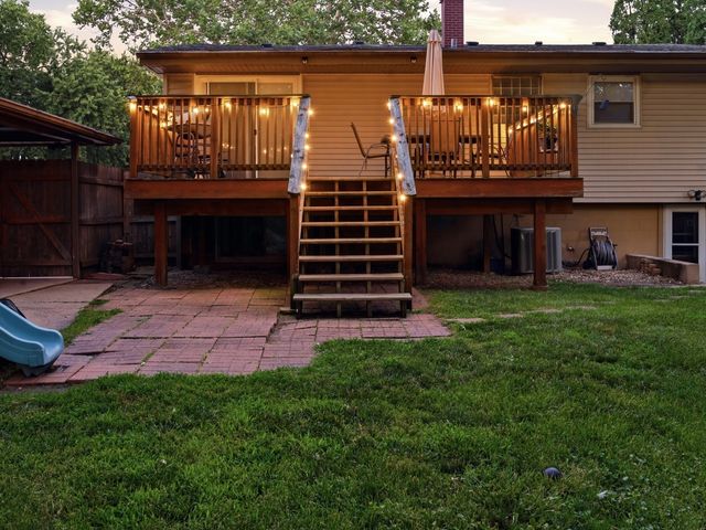 2711 CADDY Lane, Joliet, IL 60435
