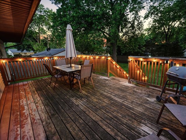 2711 CADDY Lane, Joliet, IL 60435