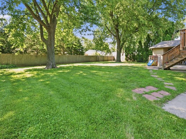 2711 CADDY Lane, Joliet, IL 60435