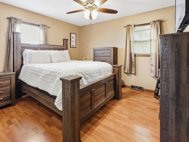 2711 CADDY Lane, Joliet, IL 60435