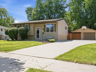 2711 CADDY Lane, Joliet, IL 60435