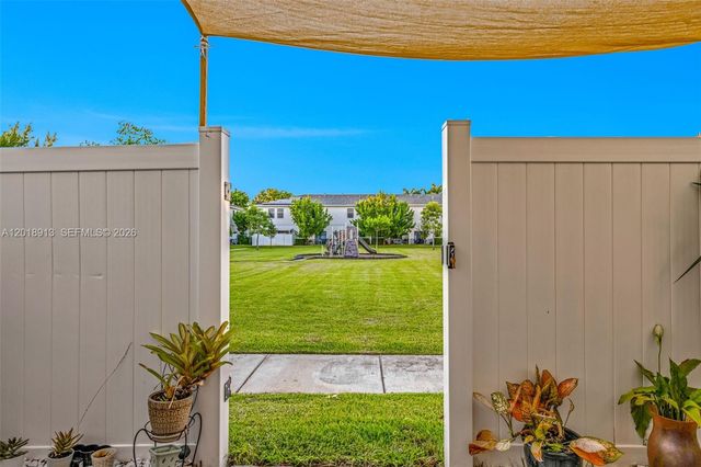 730 SW 12th St, Florida City, FL 33034