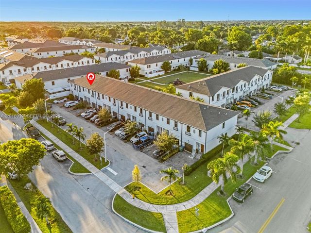 730 SW 12th St, Florida City, FL 33034