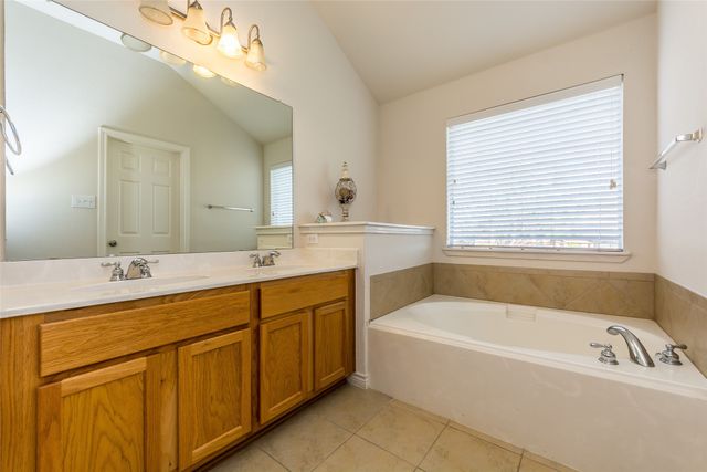 5425 Summit View Drive, Mckinney, TX 75071