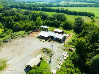 3085 West River Rd, Taylorsville, KY 40071