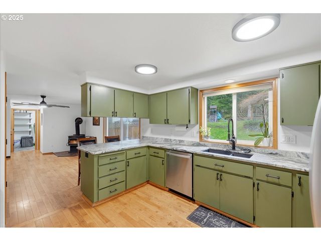 1550 HEATHER Ct, Vernonia, OR 97064