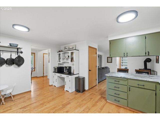 1550 HEATHER Ct, Vernonia, OR 97064