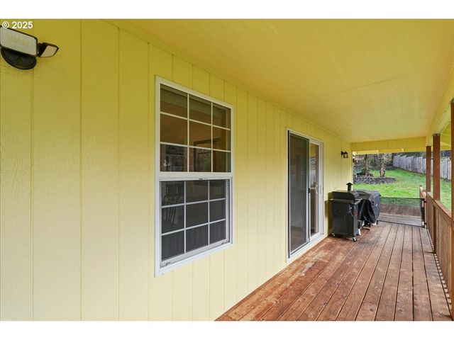 1550 HEATHER Ct, Vernonia, OR 97064