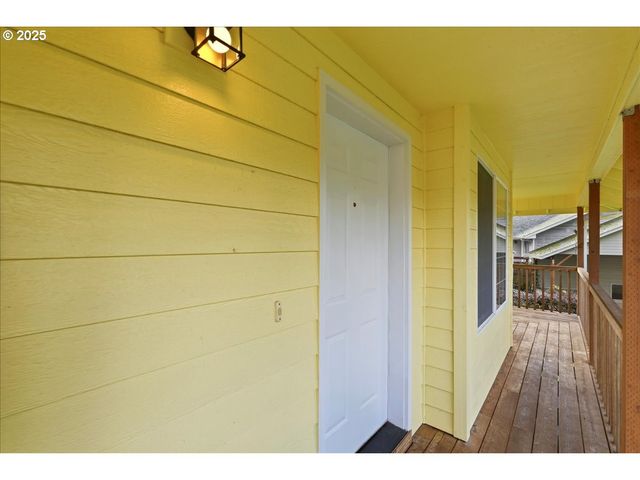 1550 HEATHER Ct, Vernonia, OR 97064