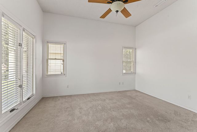 47 Stonehenge Drive, Bentonville, AR 72712