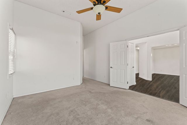 47 Stonehenge Drive, Bentonville, AR 72712