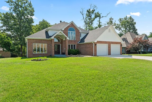 47 Stonehenge Drive, Bentonville, AR 72712